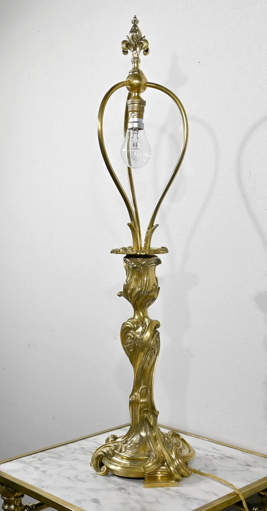 Art Nouveau lamp in gilded bronze - Late 19th century