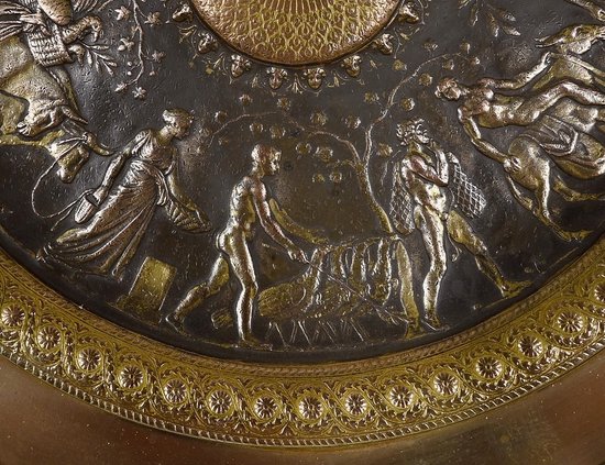 Tazza in bronzo dorato, firmata F. Levillain, F. Barbedienne - XIX secolo