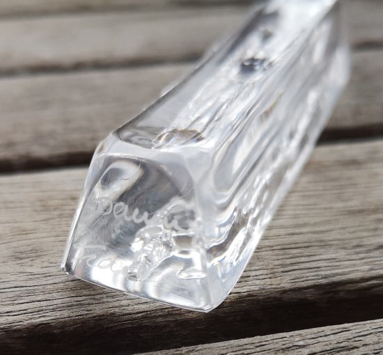 Schachtel mit 12 Kristallmesserhaltern, signiert von DAUM France