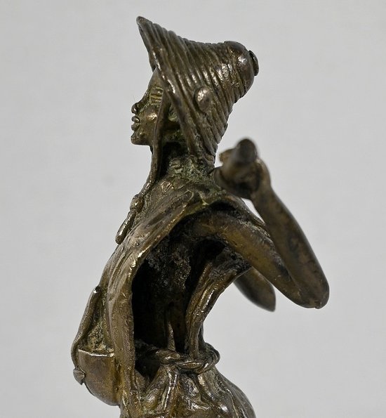 Bronzo "Il contadino indocinese", Asia - Inizio XX secolo