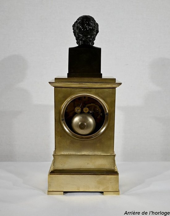 Clock in gilt bronze, stamped A. Destape - Early XIXth century