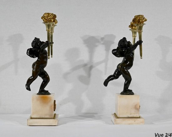 Ein Paar Kerzenständer aus Bronze und Marmor - 1. Teil des 19.