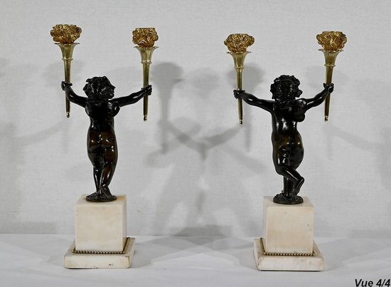 Ein Paar Kerzenständer aus Bronze und Marmor - 1. Teil des 19.