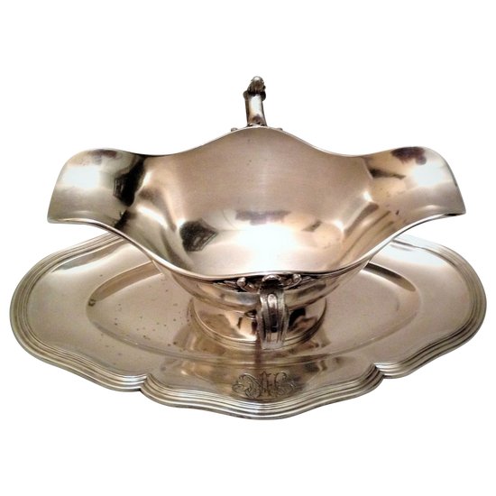 Élégante saucière style louis XVI argent massif minerve orfèvre B. Buissas XIXème