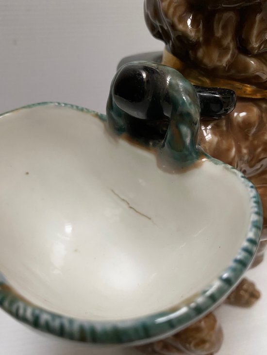 TABLE SALT SHAKER