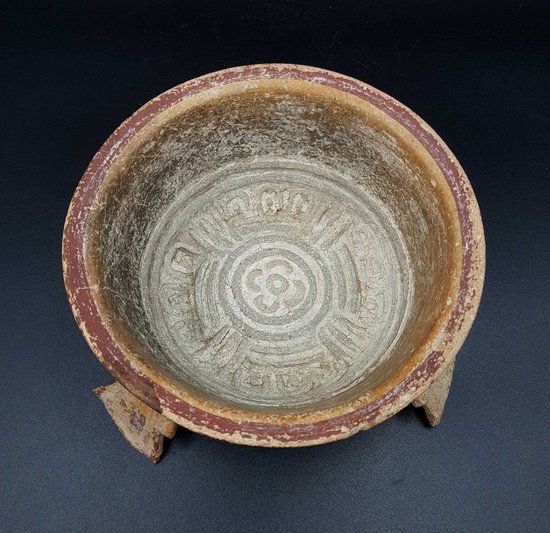 Vaso tripode Guanacaste Nicoya, Costa Rica 800-1200 d.C. J.c. 02