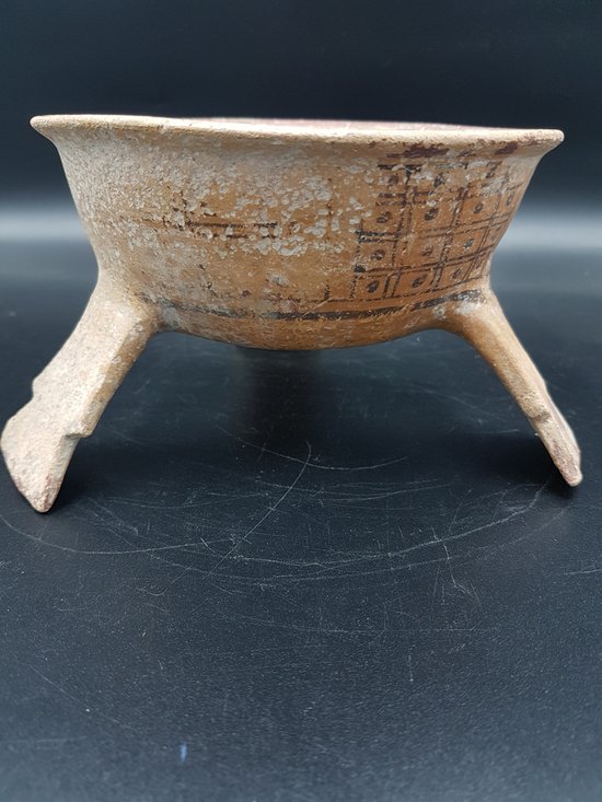 Vaso tripode Guanacaste Nicoya, Costa Rica 800-1200 d.C. J.c. 02
