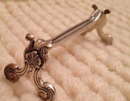 6 Christofle silver-plated knife holders, Marie-Antoinette model