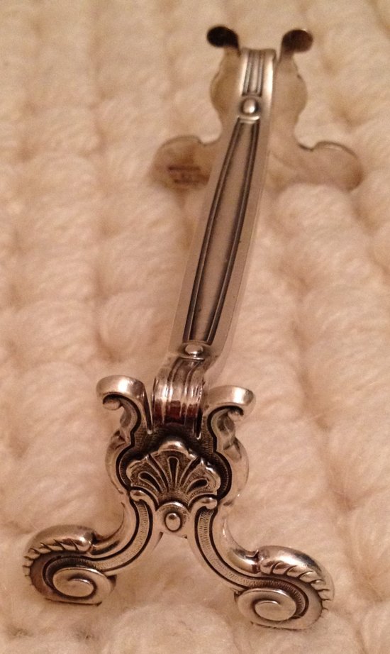 6 Christofle silver-plated knife holders, Marie-Antoinette model
