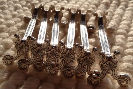 6 Christofle silver-plated knife holders, Marie-Antoinette model