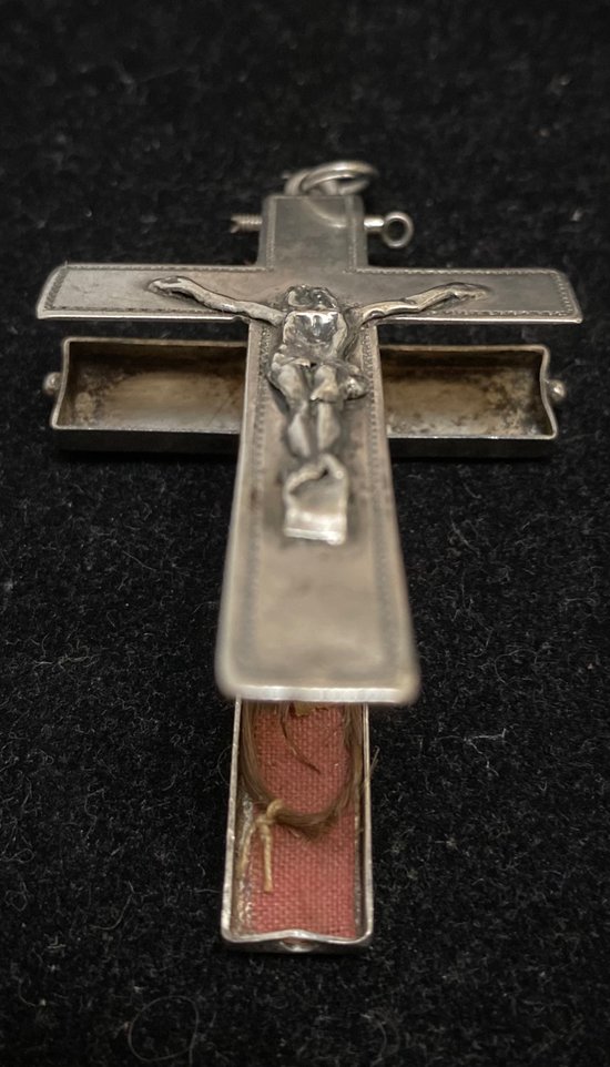 CROCE IN ARGENTO XVIII
