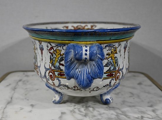 Planter in Gien earthenware, Renaissance style - Early XXth century