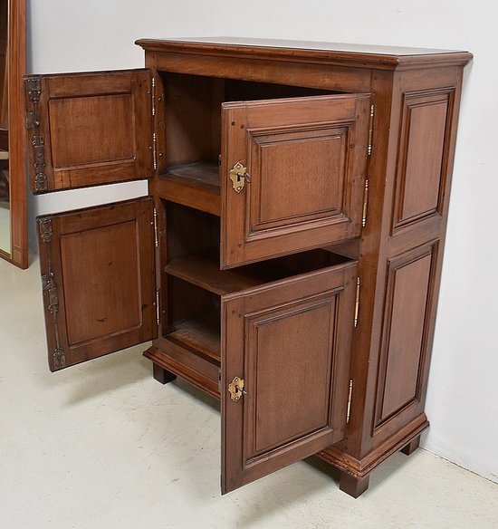 Small Buffet with Height of Support in Walnut - Beginning of XIXth century