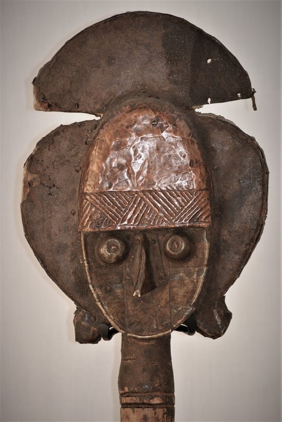 Ancienne figure de reliquaire, Gabon