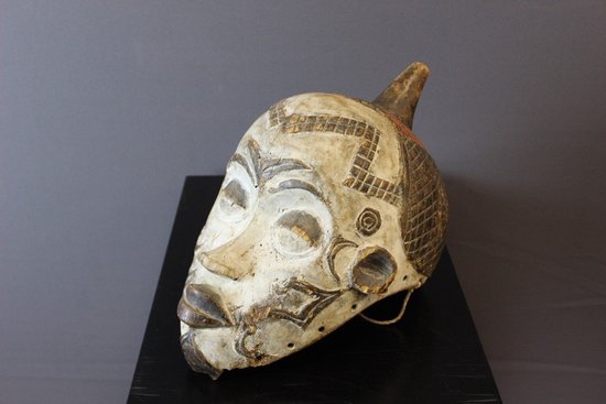 African mask from Gabon