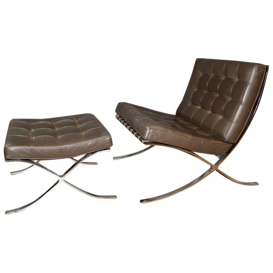 Poltrona e ottomana Barcelona di Mies Van Der Rohe 1970 circa