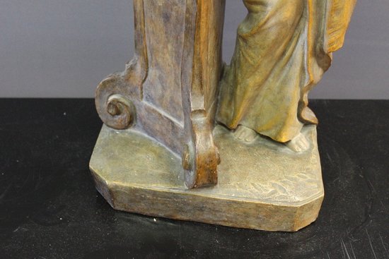 Terracotta policroma raffigurante una donna 1900 ca.