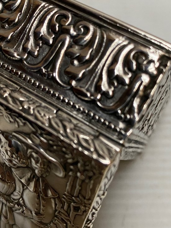 SOLID SILVER BOX XIXTH CENTURY