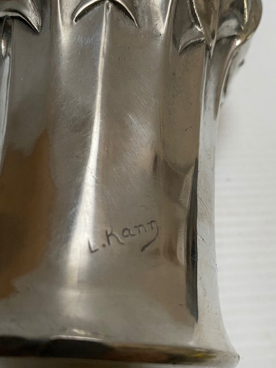 VASO IN PELTRO MASSICCIO ART NOUVEAU