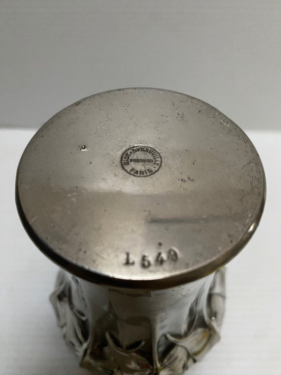 VASO IN PELTRO MASSICCIO ART NOUVEAU