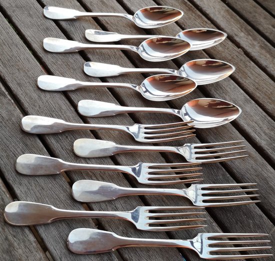 6 "Uniplat/old Paris" model flatware, Tétard silverware