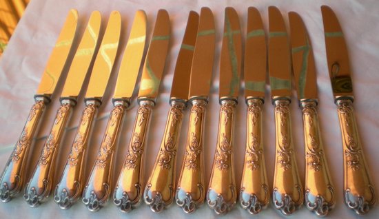 12 Louis XV style table knives