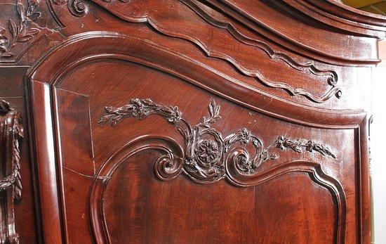 Exceptionnelle Armoire de Port, en Acajou de Cuba, région Nantaise - 1776