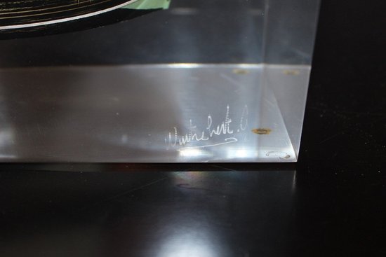 Lampe En Plexiglas Inclusion De Bateau Vers 1980