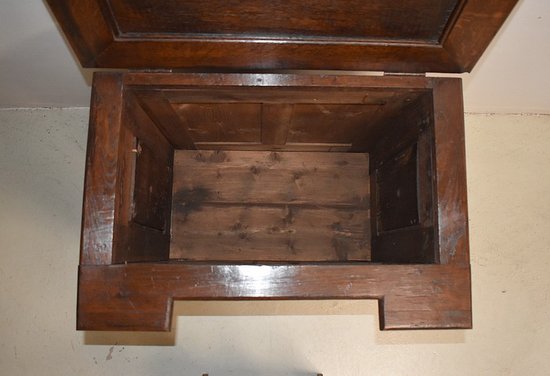 Piccola cassapanca da letto in rovere, stile rinascimentale - Fine XIX secolo