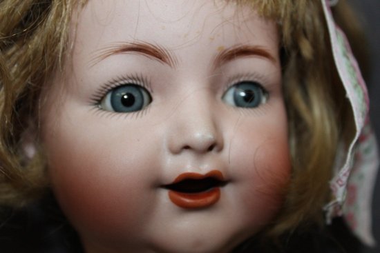 Poupée , Bébé Caractère, Tête Porcelaine Simon Et Halbig Numéro 126