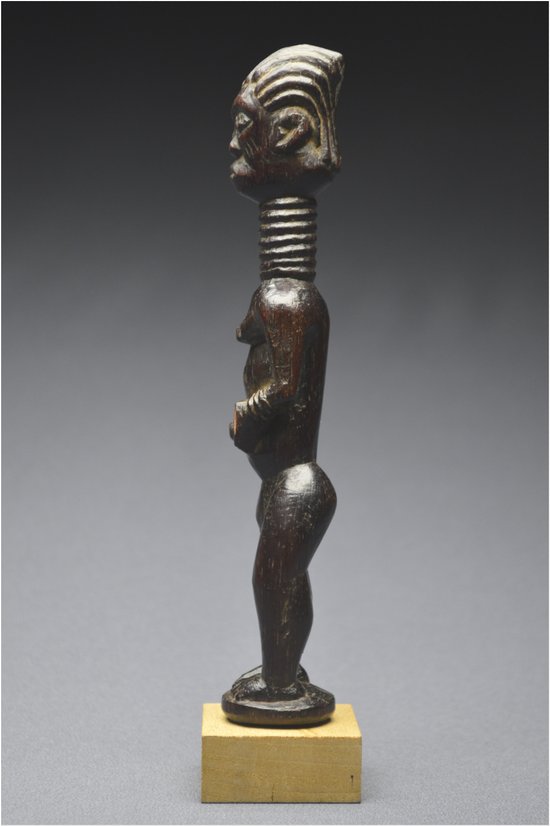 Democratic Republic of Congo (ex Zaire), Ndengese people, Mid 20th century, Ancient anthropomorphic fetish in wood with shiny patina