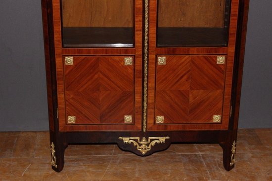 Vitrine De Style Louis XVI En Marqueterie Fin XIX