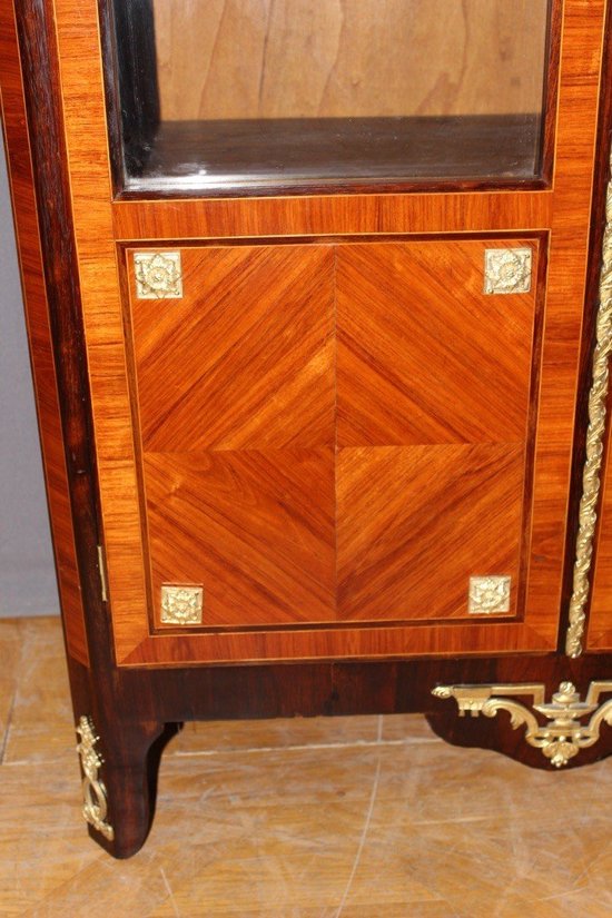 Vitrine De Style Louis XVI En Marqueterie Fin XIX