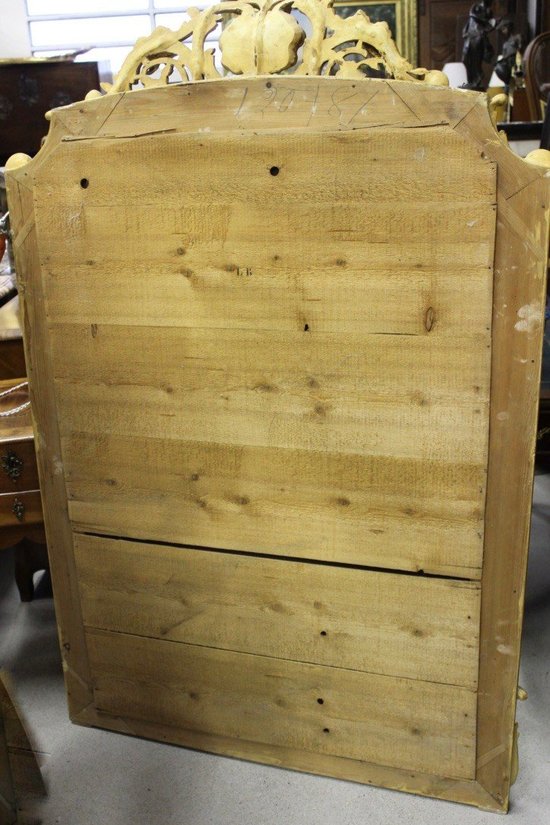 Specchio in legno e stucco dorato in stile Luigi XV XIX