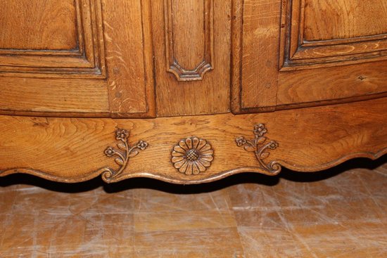 Louis XV two-part sideboard with curved front XVIII