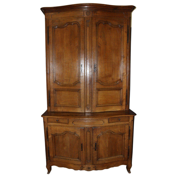 Credenza Luigi XV in due parti con fronte curvo del XVIII secolo