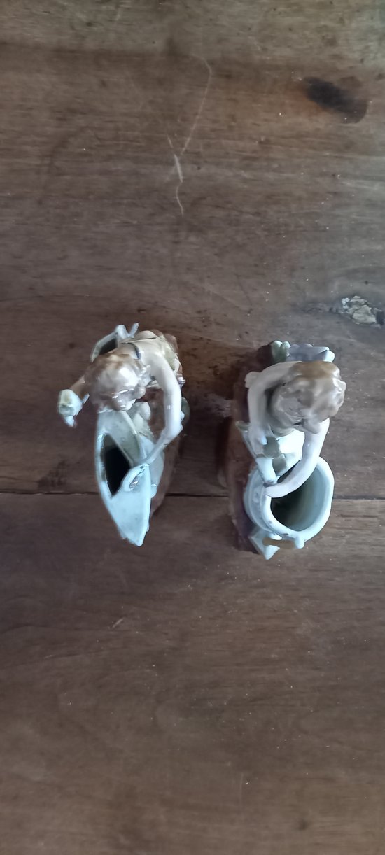 Figurines en porcelaine vernissées/ sujets métiers XXème