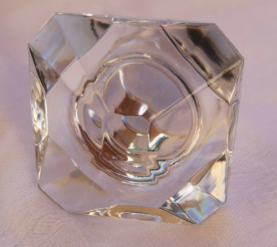 Crystal alcohol / cognac decanter signed BACCARAT Cognac Martell (ref D 0113)