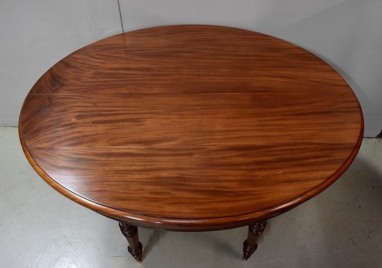 Table Ovale en Acajou massif, époque Louis-Philippe - Milieu XIXe