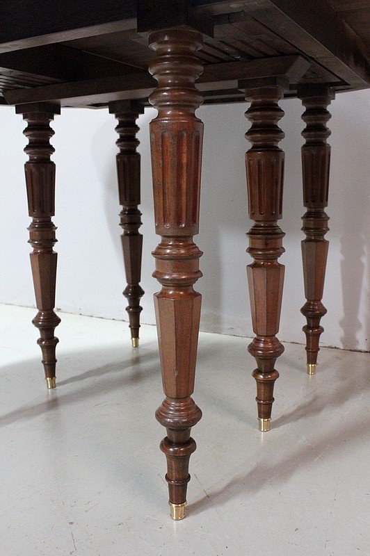 Table Ovale en Acajou massif, époque Louis-Philippe - Milieu XIXe