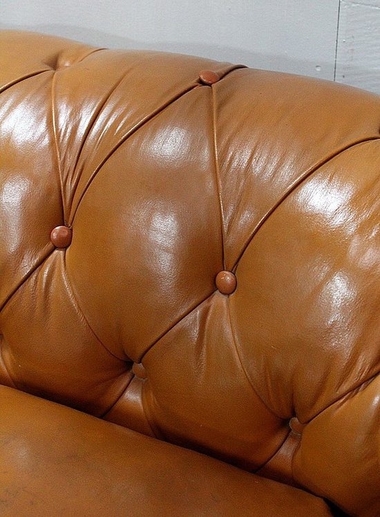 Divano Chesterfield in pelle - Fine XIX secolo