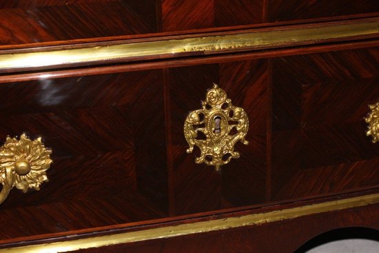 Commode d'époque Régence En Palissandre