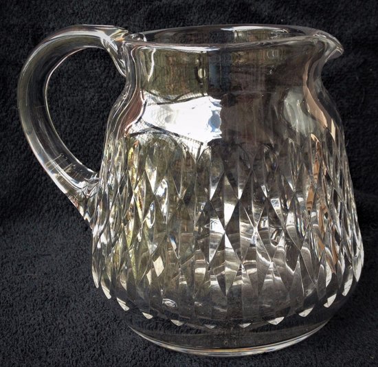 Graziosa brocca per acqua in cristallo trasparente BACCARAT (rif D 0113)