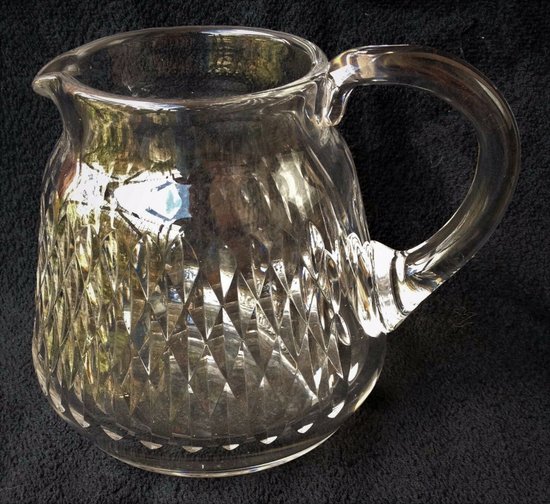 Graziosa brocca per acqua in cristallo trasparente BACCARAT (rif D 0113)