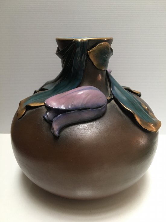 Art Nouveau SARREGUEMINES vase