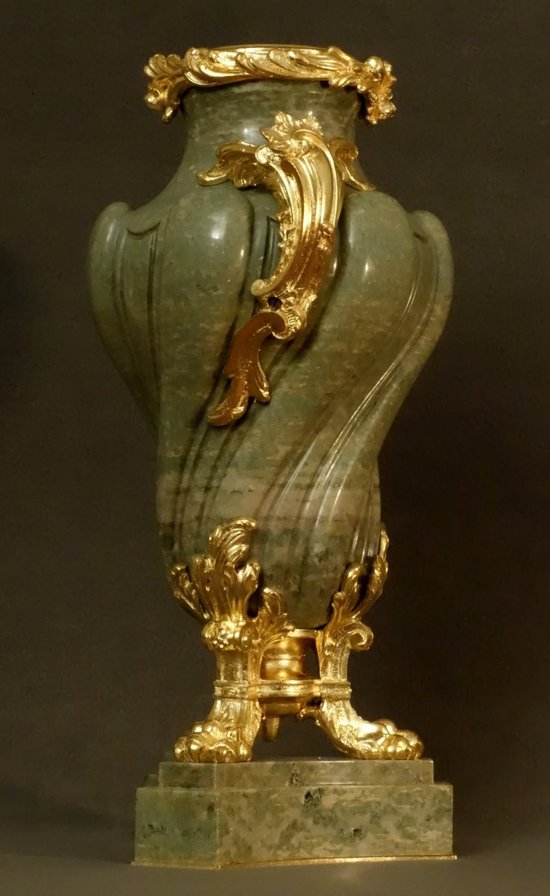  Pair Of Large Vases In Serpentine 19th century