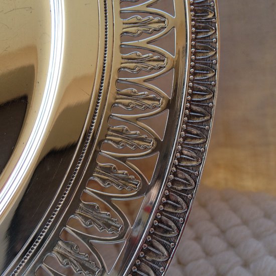 Round dish in silver plated silver plated with openwork decoration diameter 36 cm (ref MA 0535)