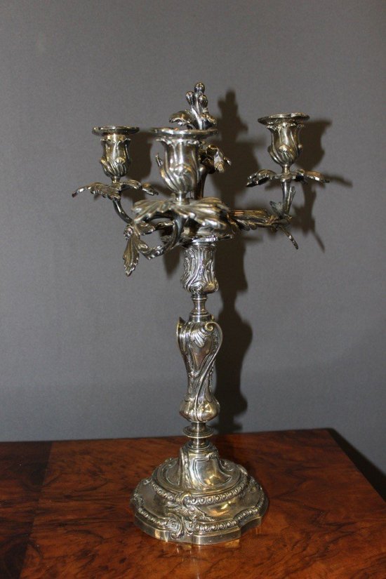 Pair De Bougeoirs De Style Louis XV En Bronze Argenté XIX