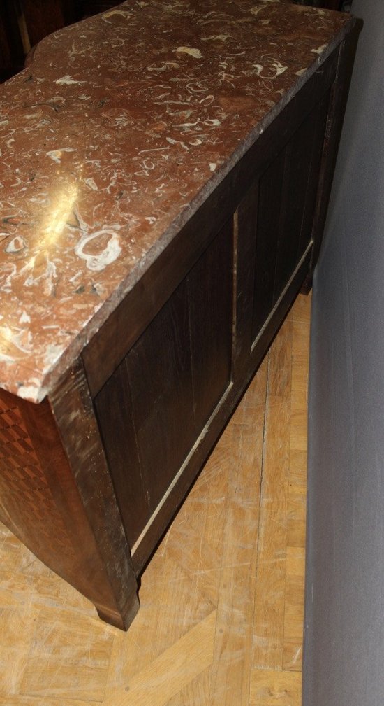 Cassettiera a balestra Luigi XIV con intarsio a cubetti