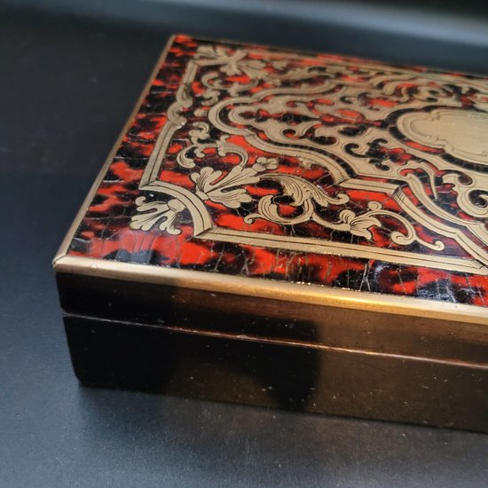 Boite à jeux en marqueterie boulle 